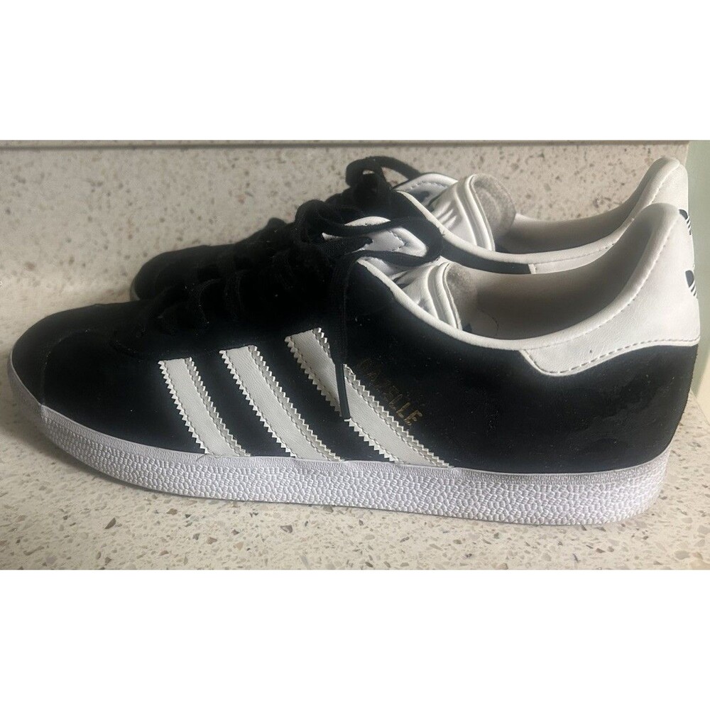 Adidas Gazelle Black Suede White Stripes /Soles Mens Sz 9 Sneakers Sport Shoes